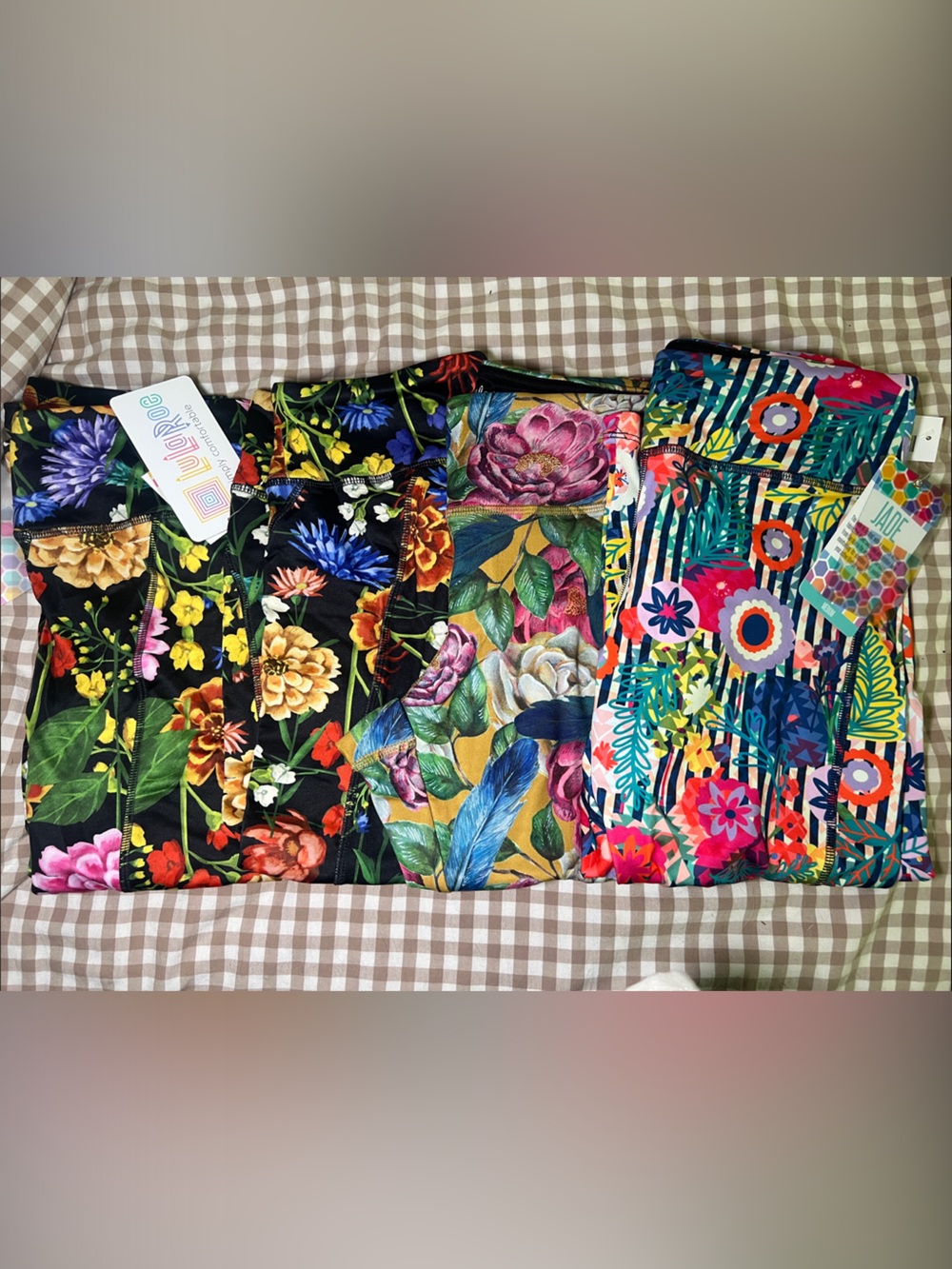 LuLaRoe Bundle of 4 Jade Cropped Active Leggings